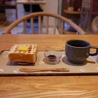 Pelican Café-1d.webp