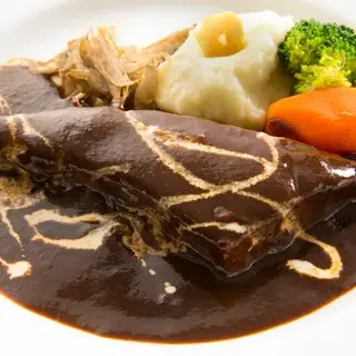 Gensen-yoshoku Sakurai-1c.webp