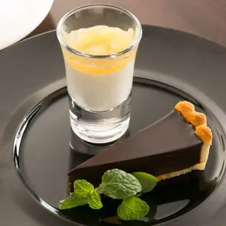 Gensen-yoshoku Sakurai-1d.webp