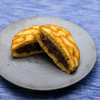 Confectionery Manager Isuzu-1c.webp