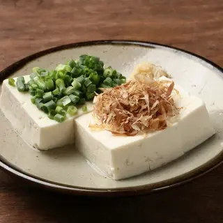 Tanyaki Shinobu-1b.webp