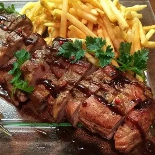 Bistro Bois De Pin-1d.webp