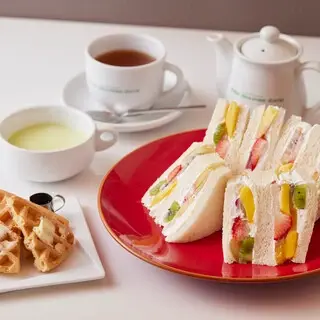 Four Seasons Cafe-1b.webp