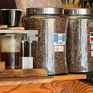 Arise Coffee Roasters-1b.webp