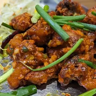 Nandhini Kiyosumi-shirakawa-1b.webp