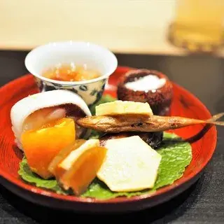 Tsukiji Suzuki-1c.webp