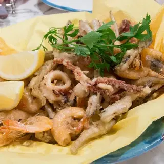 Tsukiji Paradiso-1a.webp