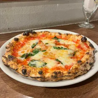 Pizzeria Bruna-1a.webp