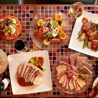 Bistro La Maison D'ami-1a.webp