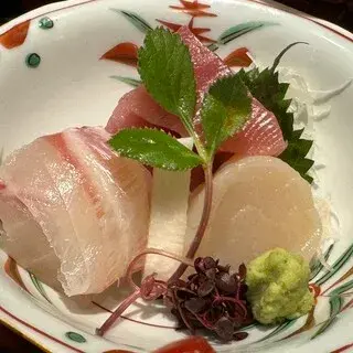 Marutamachi Jyunidanya-1d.webp