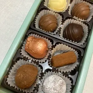 Chocolatier Erica-1a.webp