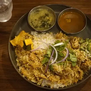 Curry Shop Petit Shani-1d.webp