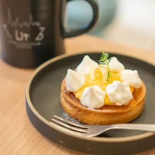 Lit Coffee & Tea Stand-1d.webp