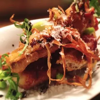 Bistro Le Sept-1a.webp