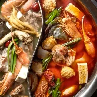 Sichuan Chinese Restaurant-1a.webp