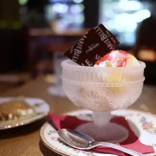 Mariebelle Kyoto Head Shop & Café-1b.webp