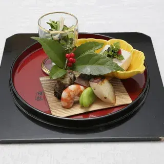 Shimogamo Saryo-1c.webp