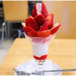 Fruits Parlor Gotō-1a.webp