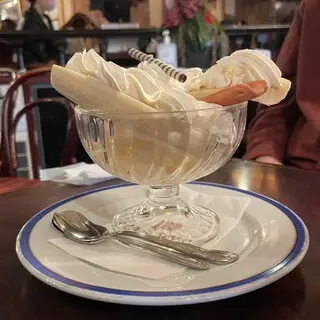 Royal Coffee Shop-1d.webp