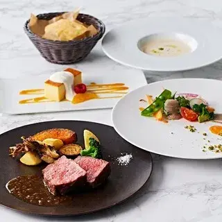 Cafe & Dining Zelkova-1d.webp