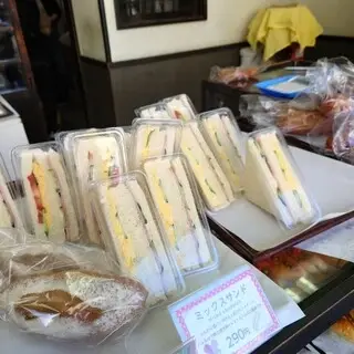 Maruki Bakery-1c.webp