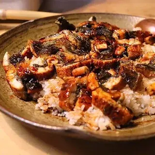 Wakamatsuya Liquor Store-1a.webp