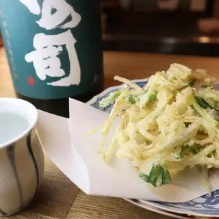 Temmusu Kita-1c.webp