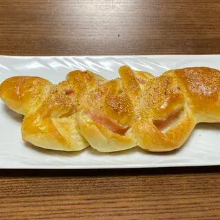 Tengu-do Umino Bakery-1c.webp