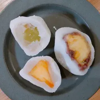 Futaba Uzumasa-1b.webp