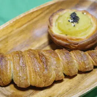 Kiki Downstairs Bakery-1c.webp