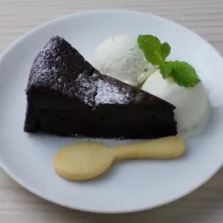 Heroes Coffee-1a.webp