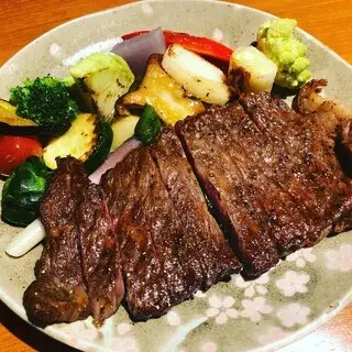 Gift Grilled Meat Restaurant-1a.webp