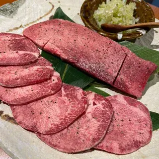 Gift Grilled Meat Restaurant-1b.webp