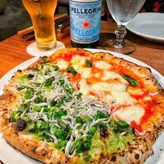 Pizzeria Mama-1a.webp