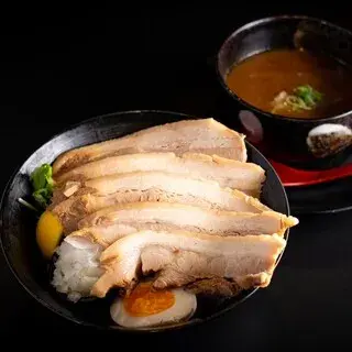 Noodles Yoshida-1c.webp