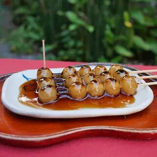 Kamo Mitarashi Chaya-1a.webp