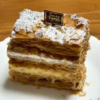 Comme Toujours-1b.webp