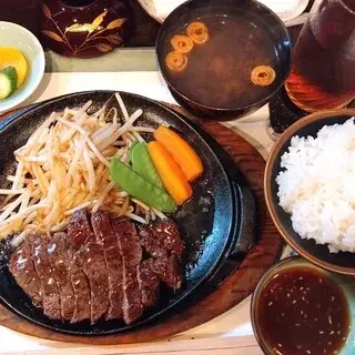 Steakhouse Yamato-1b.webp