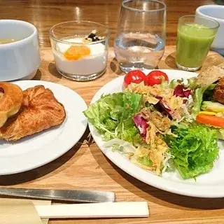 Anteroom Meals-1b.webp