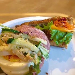 Anteroom Meals-1c.webp