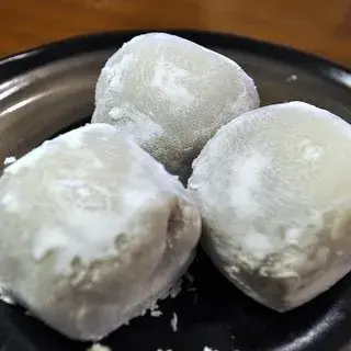 Chogoro-mochi Honpo Kyoto Main Store-1b.webp