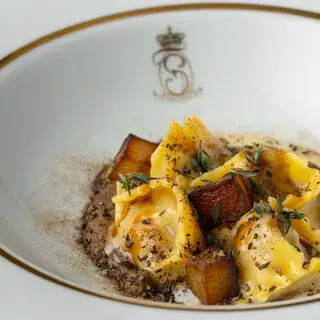 Salone Tokyo-1d.webp