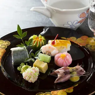 Kanazawa Kagami-1c.webp