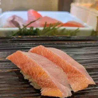 Sushi Raku Komori-1a.webp