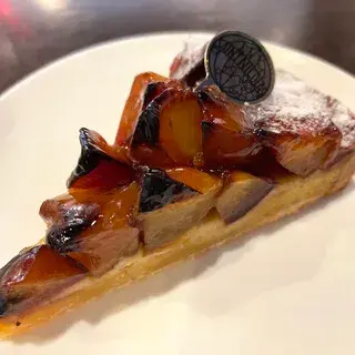 Saint Nicolas Korinbo Store-1d.webp