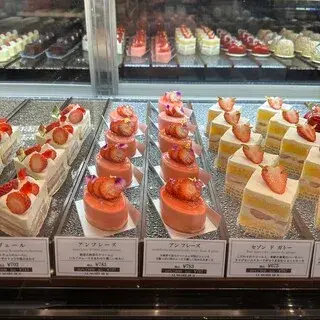 Le Musée De H Kanazawa-1b.webp