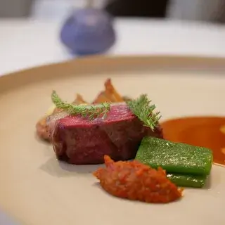 Installation Table Enso L'asymetrie Du Calme-1a.webp