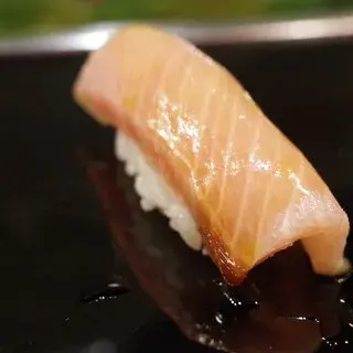 Kin Sushi-1c.webp