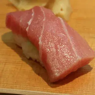 Sushi Uomasa-1b.webp