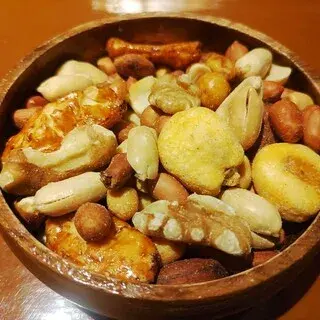 Bar Yamazaki-1c.webp